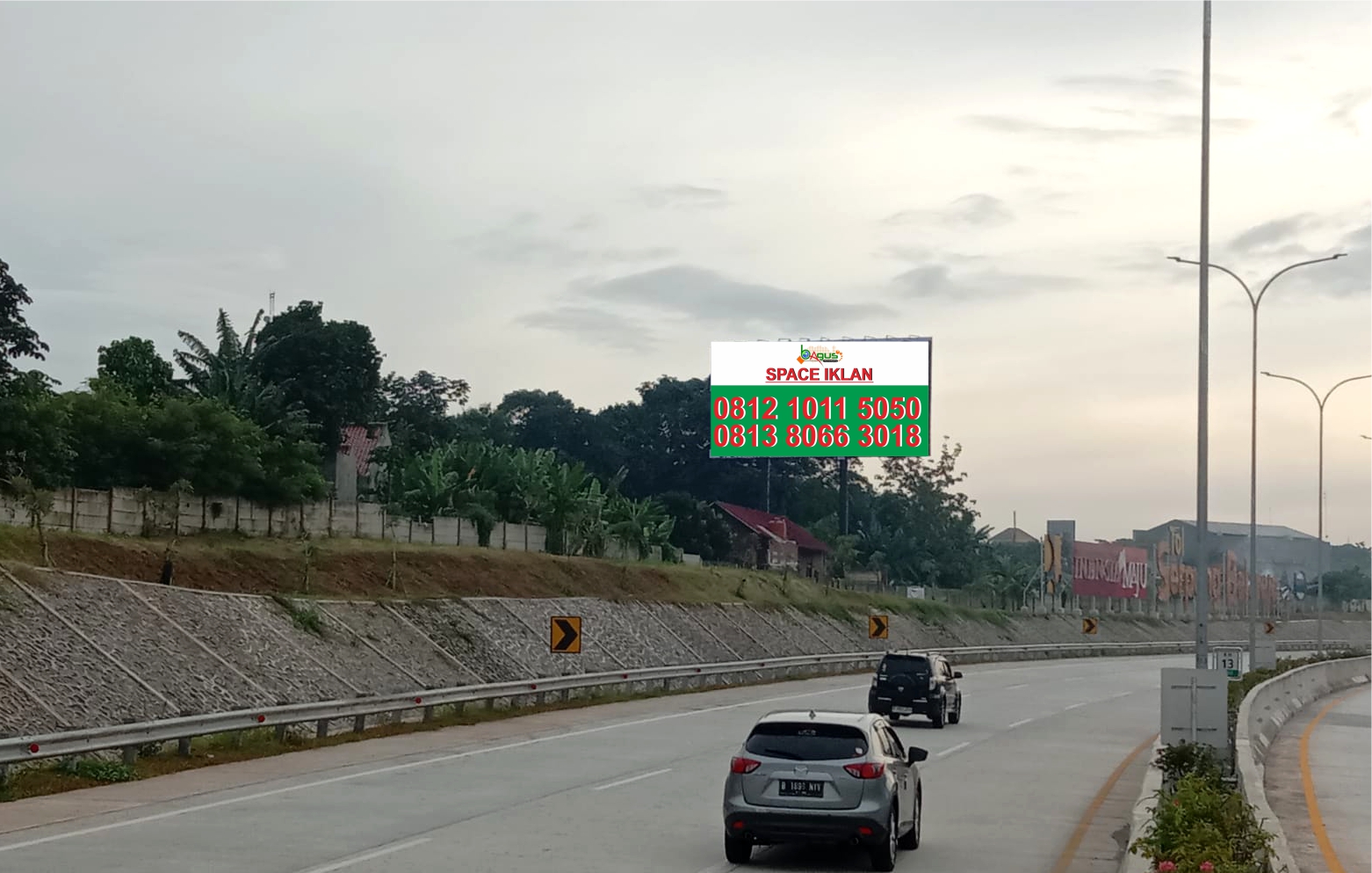 Jl. Tol Jkt Serpong - Balaraja, Cilenggang, Kec. Serpong, Tangerang Selatan, Banten 15310 ( KM 13.700 )